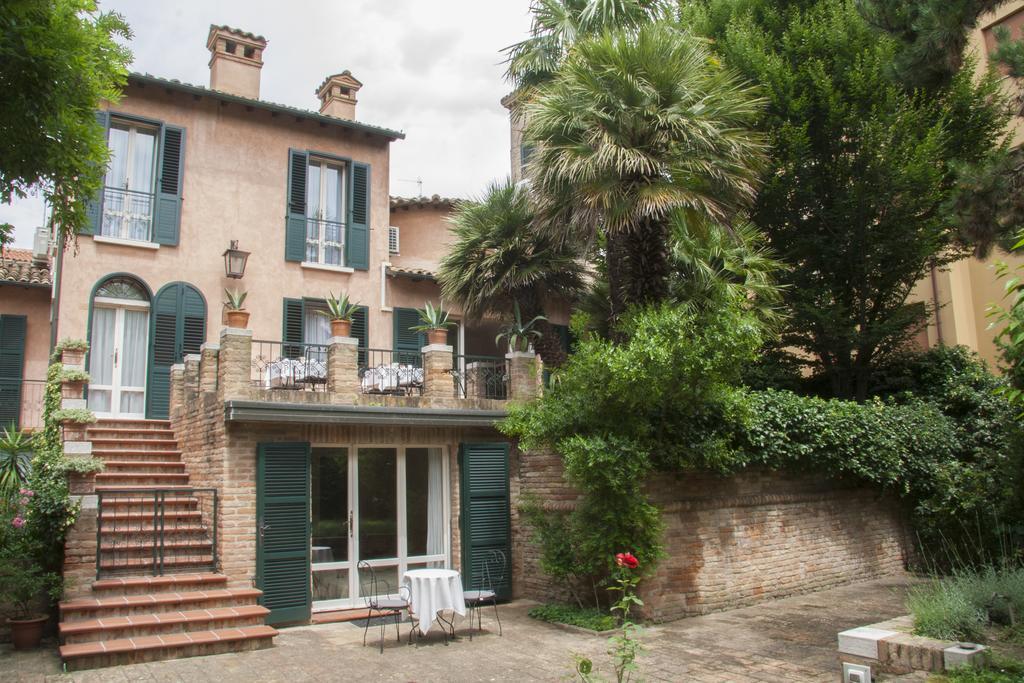 Ai Giardini Di San Vitale Ravenna Eksteriør bilde